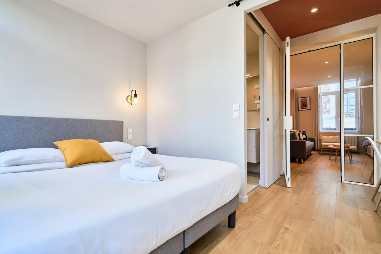 Apartment With Parking In The Heart Of Old Лилль Экстерьер фото